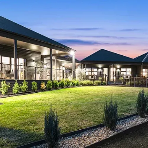 3f7cd5_69fb7046483b4de188e118c7810720a7_mv2 (1)